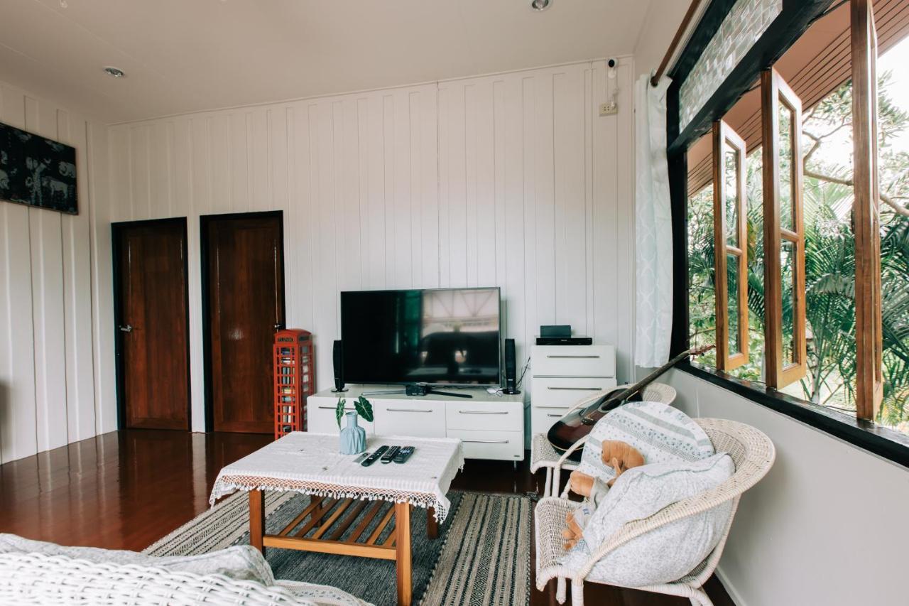 Banya Bnb ที่พักบ้านย่าบีแอนด์บี เมืองประจวบฯ Prachuap Khiri Khan Exteriör bild