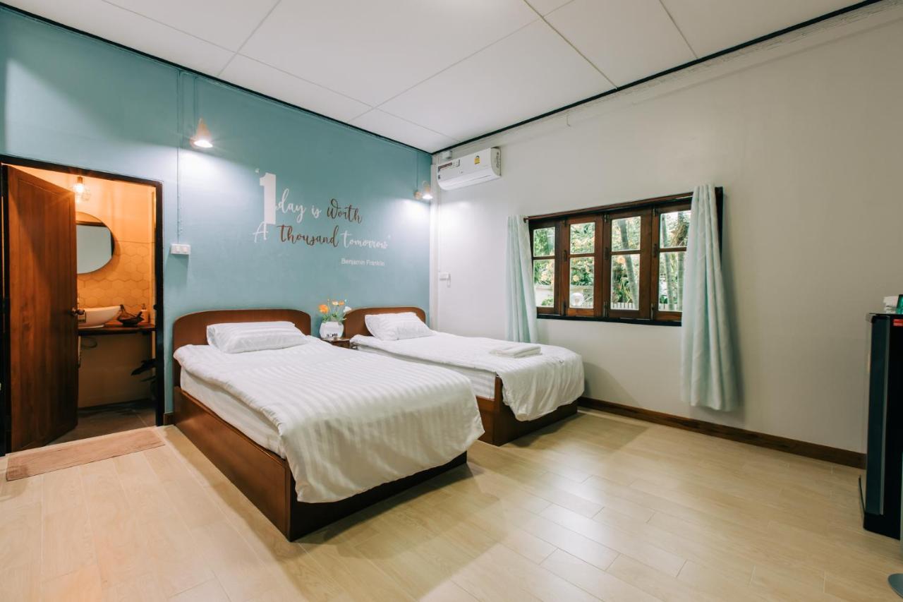 Banya Bnb ที่พักบ้านย่าบีแอนด์บี เมืองประจวบฯ Prachuap Khiri Khan Exteriör bild