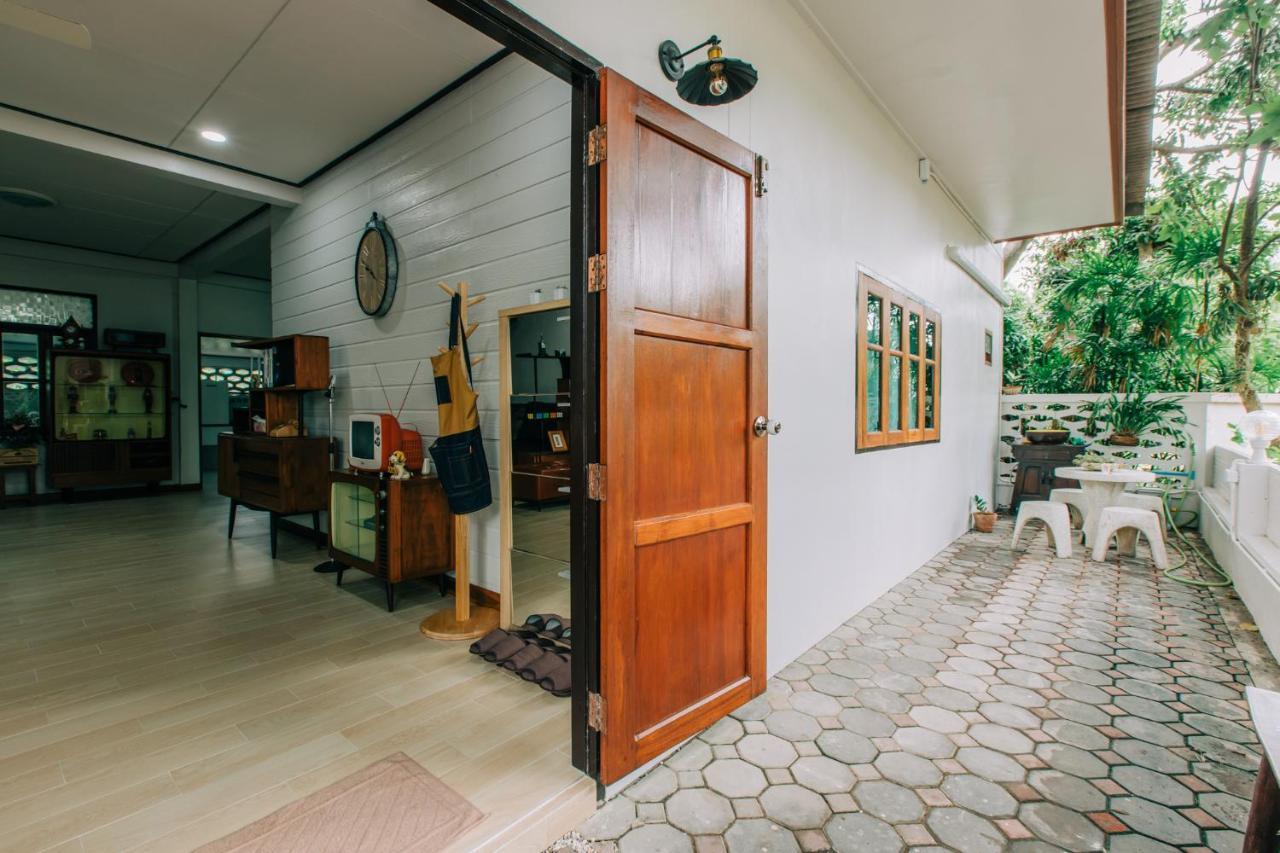 Banya Bnb ที่พักบ้านย่าบีแอนด์บี เมืองประจวบฯ Prachuap Khiri Khan Exteriör bild