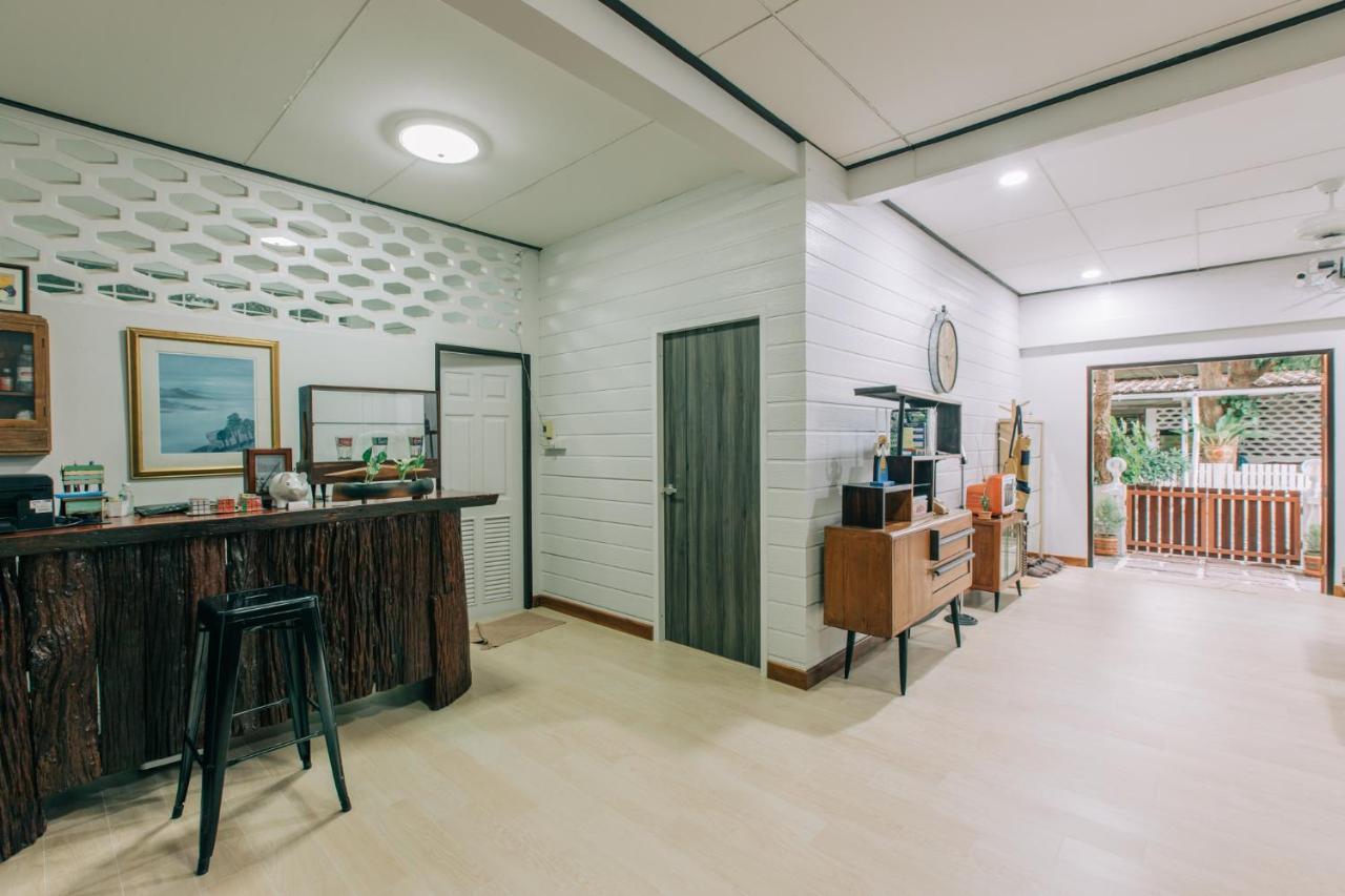 Banya Bnb ที่พักบ้านย่าบีแอนด์บี เมืองประจวบฯ Prachuap Khiri Khan Exteriör bild